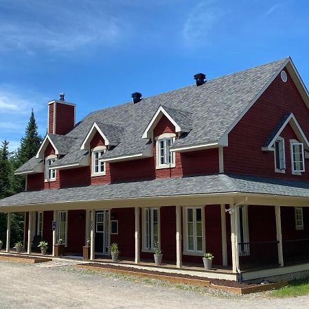Wildberry Inn Мон-Трамблан Экстерьер фото